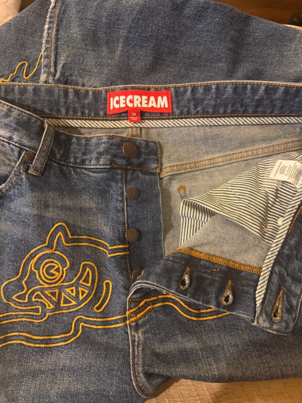 Icecream Men's Running Dog Jeans & Ice cream sandwich T Set - Picture 5 of 9